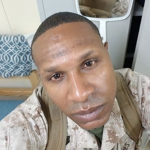 Meet your Posher, Deshon